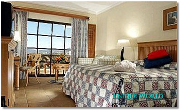 5* Crowne Plaza Resort