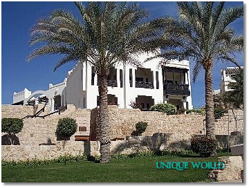 5* Crowne Plaza Resort